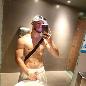 axel_tone Public صورة واحدة|axel_tone Public صورتان|axel_tone Public  2 صور|axel_tone Public  2 صورة