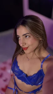 Bella-Saint YOUR FAVORITE GIRL ❤️ Kuva 3