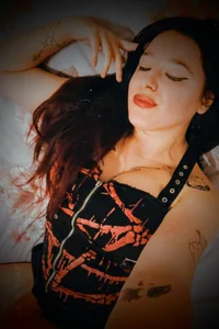 EmmaWillow Public Foto 2