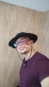 Andrew_Brown Travell Pic