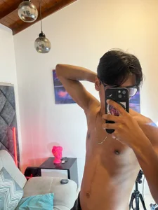 LiamKron cinnamon skin টি ছবি