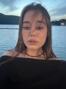 MelodyCharbonnel's XXX Nude Photo 1
