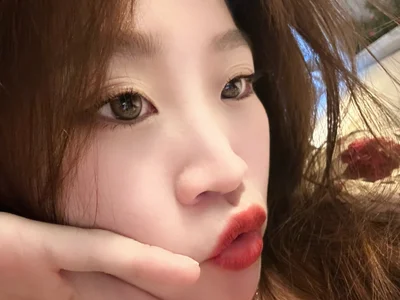 -qianqian kisskiss😘 Pic