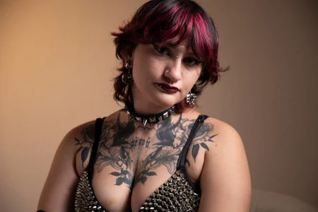 Manicgiiirl Public Pic 4