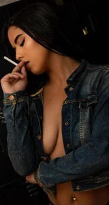 Give me the fire de cloe_spencer_  7 Imagens