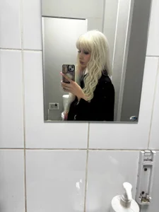 lura_lust Public Immagine  4