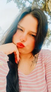 Daniela_queen1 Public Pic 3