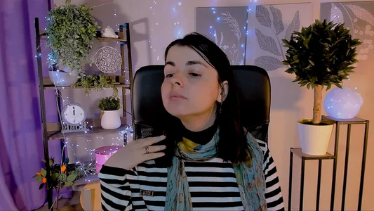 Practicing any art, no matter good or bad, is a way to make your soul grow." de MartaEdams Foto 2