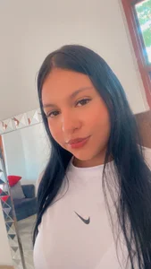 Hotbrunne_1 NEW GIRL 3 slika 2
