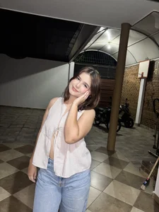 Tú modelo favorita jaja🥰 de MIACUTEE_  3 Imagens