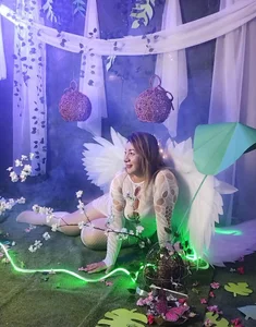 MaylinRosse_ She left heaven for one night of pleasure. Her wings still shine, but her eyes whisper sin. ✨ Pic 8