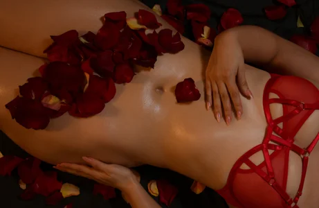 your temptation and your sin are me 💋😈 de mia_collins96  9 Imagens