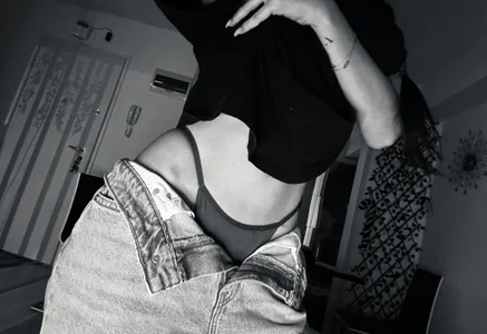 IreneVON Public Εικόνα 3