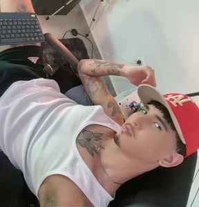 Damián de damian_xxxl  Imagens