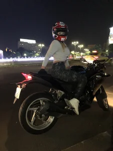 Aneri Let me give you a tour…😍 Foto 2