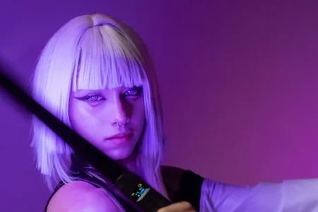 Zdjęcia Raven_Witch_ I'm fast ⚡, lethal 💀… but in your arms 🤲❤️, I shut down 🔥😏:  5