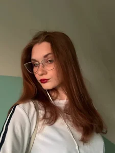 DanaStaheli My face🤩 Billede