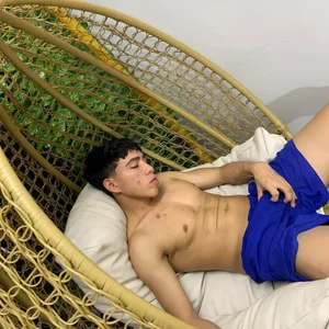 Aaron_foxx1 very sexy body Pic