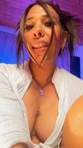 Ivon_C Public Pic 7
