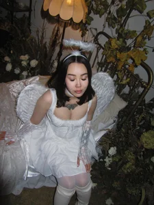 Asian_Asami Angel on Halloween night 🪽 Billede