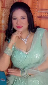 IndianAngle21 Public Foto