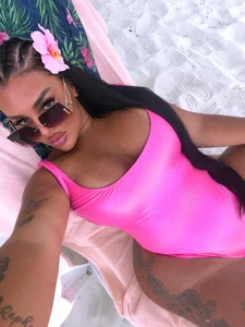 BIGBOOTYELLIEXXX Public Pic 3