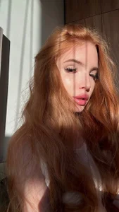 ElletteHakey Public Pic 5