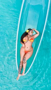 Nicolemorelli2 Too Hot For The Ocean🌊 Pic 4