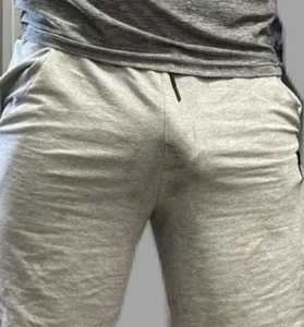 Adriel063 Public  2টি ছবি