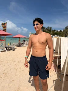 matteo_williams_ Hey don't be shy leave me a heart 💕 Fotka 2
