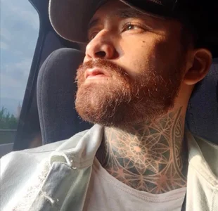 aronmiller404 just me (:  3. fénykép