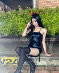 ariana_rosse__Public Bild 3