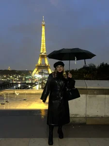 angelica_sparks Paris ✨💫 Pic