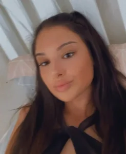 EnglishRoxy how do I look? Poză