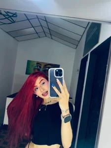 april_jones05 Mmmm🖤🙈  4. fénykép
