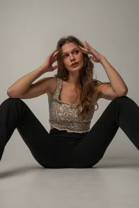 Me de Luxury_Avie  2 Imagens