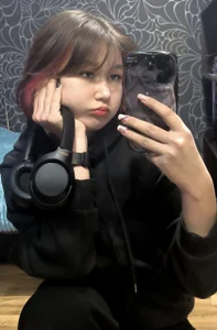 EvelinaKilner solo Chrismas Pic 2