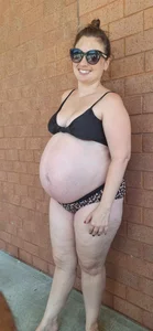 Emily33333 36 weeks Pic 2