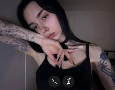 Alana_Grow Public Foto