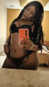 DulcitaaThic Public Pic 2