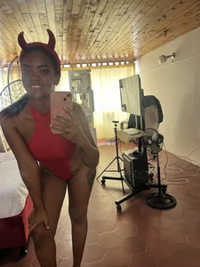 tiffany-smithのFreeの 8枚の写真