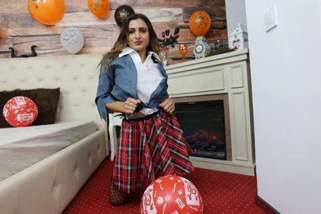 NicolePlay Halloween Pic