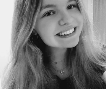 LeaDelessio kullanıcısının Public albümü -  4 fotoğraf