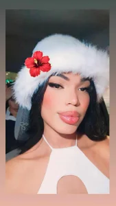 Aishasexy18 kiss Pic 2