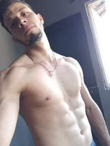 mike_burke Gym time Pic 2