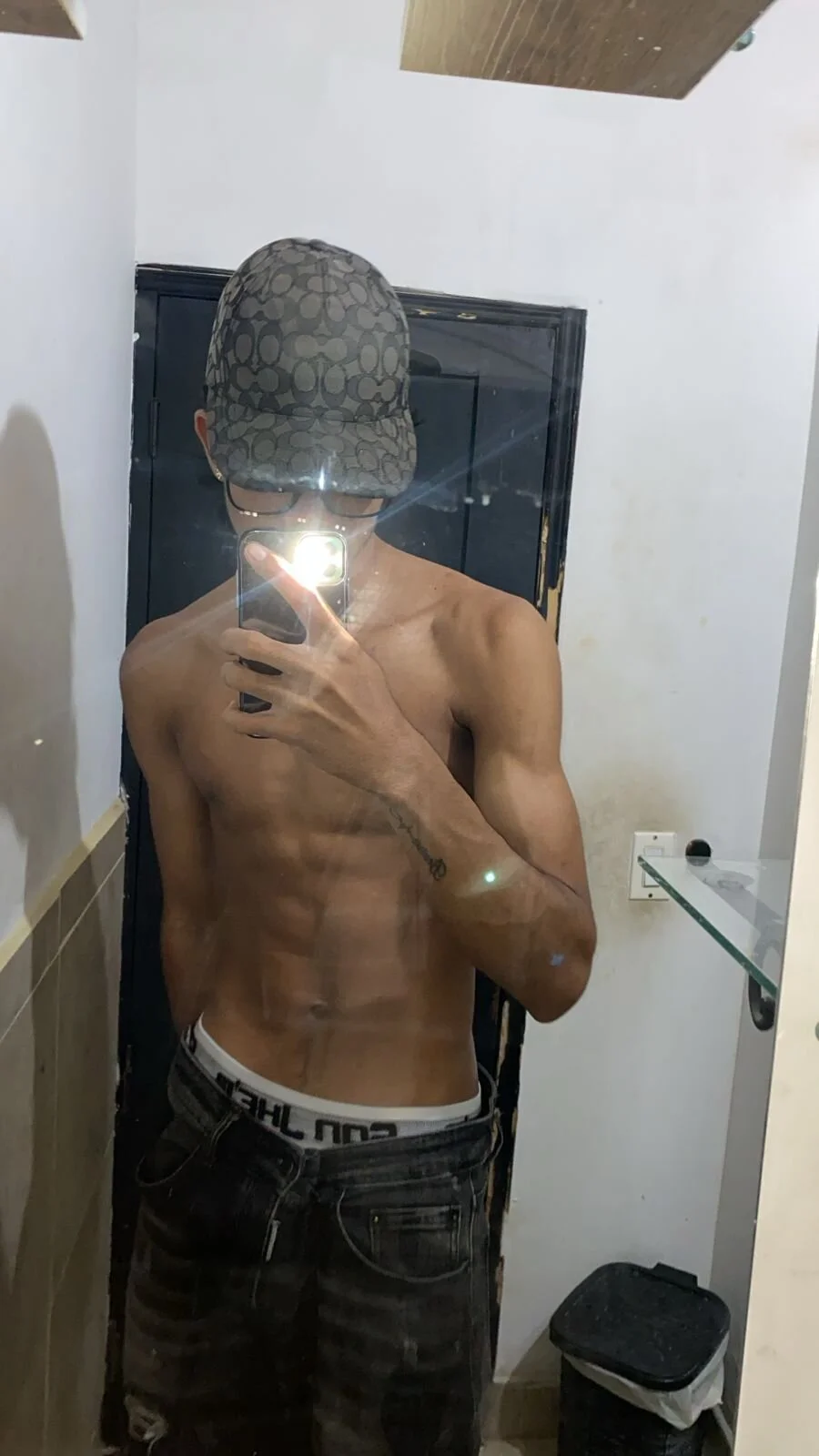 Трендове зображення  6310 Im_MatthewScott