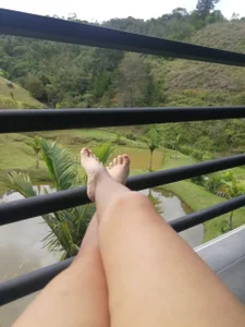 MollyCruz AND WHAT IF YOU LET YOURSELF CARRY BY ME? Bilde 2