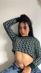 LauraBellinni Public Bilde 3