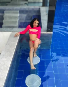 Mia_scarlet69 🔥Burning days under the sun🌞🌄 Pic 4