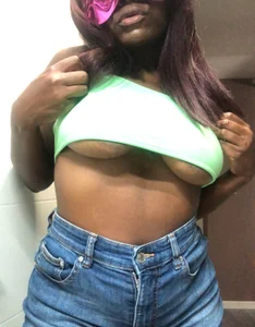 pinkrosaaa i love being a tease Pic 2